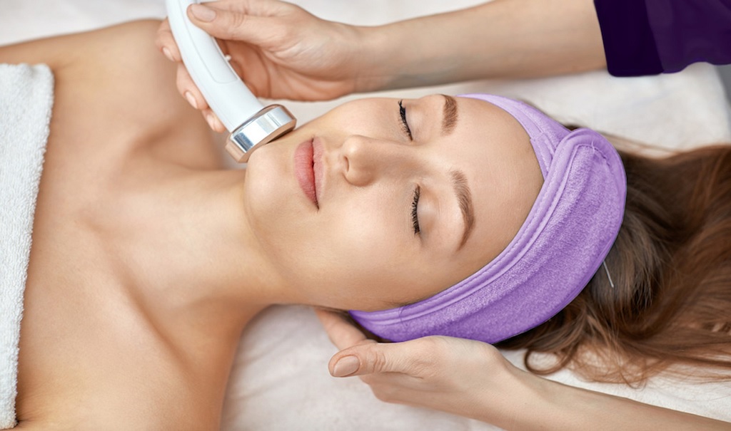 Top 5 Best Face Massage Machine for Younger Looking Skin